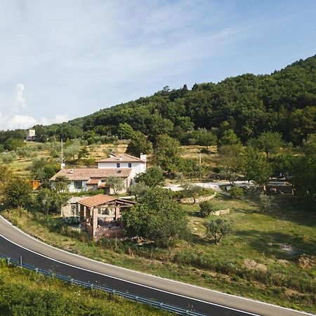 Agriturismo Le Fonti Понтассьеве Экстерьер фото
